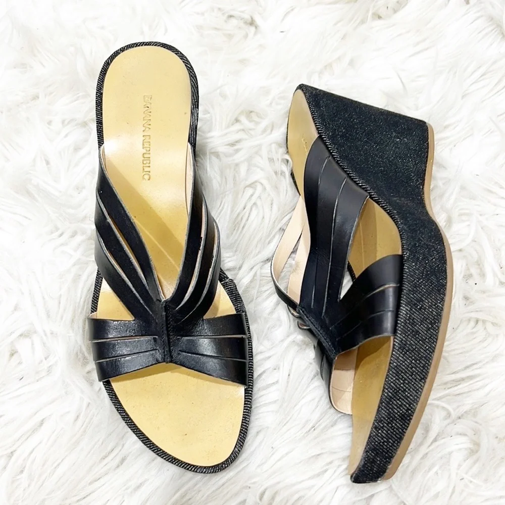 BANANA Republic Marbella Black Leather & Denim Criss Cross Wedges 6